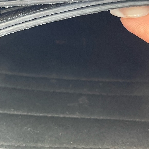 Givenchy GV3 Small Crossbody Bag handheld chain strap & leather shoulder strap. - Picture 8 of 12